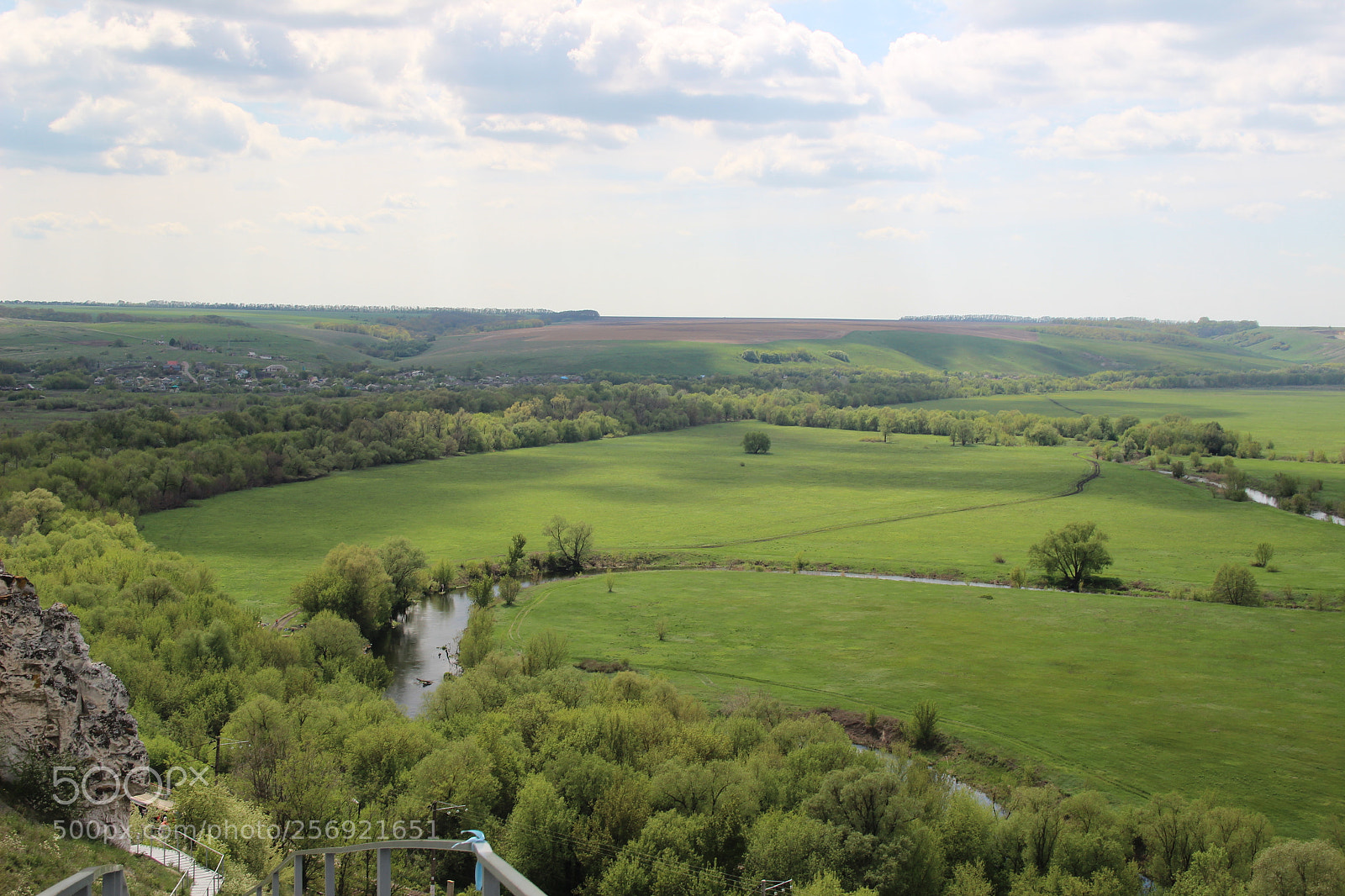 Canon EF-S 18-135mm F3.5-5.6 IS sample photo. Img photography