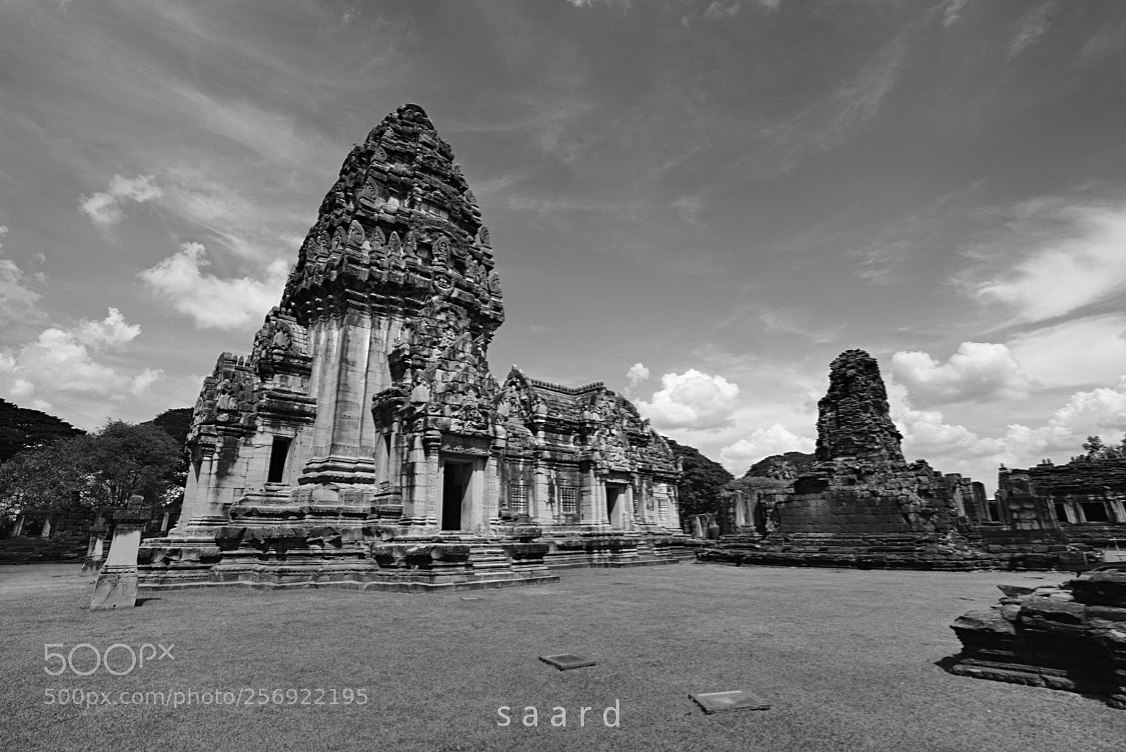 Sony a7 II sample photo. B w phimai historical photography