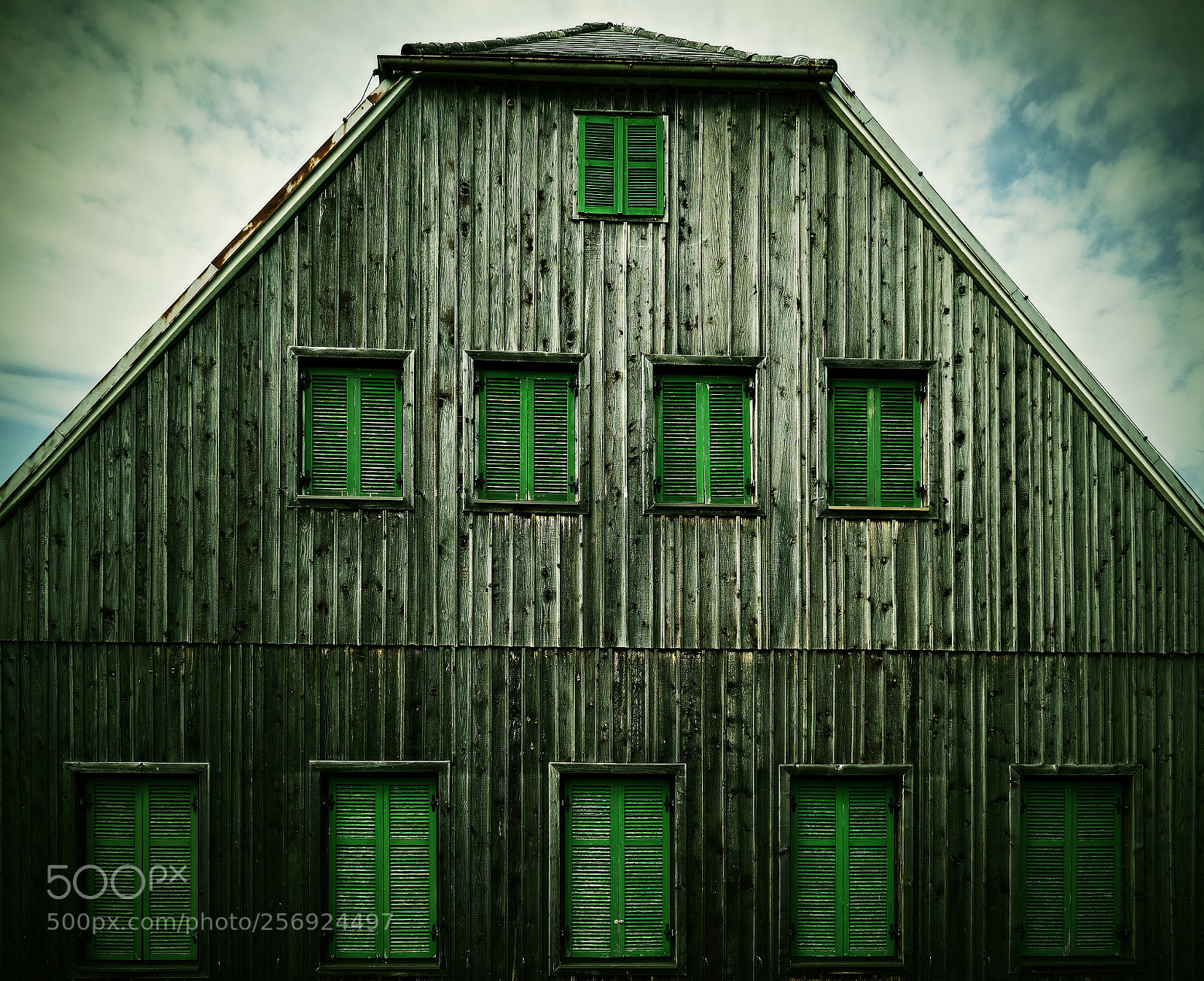 Sony a6300 sample photo. Wooden house photography