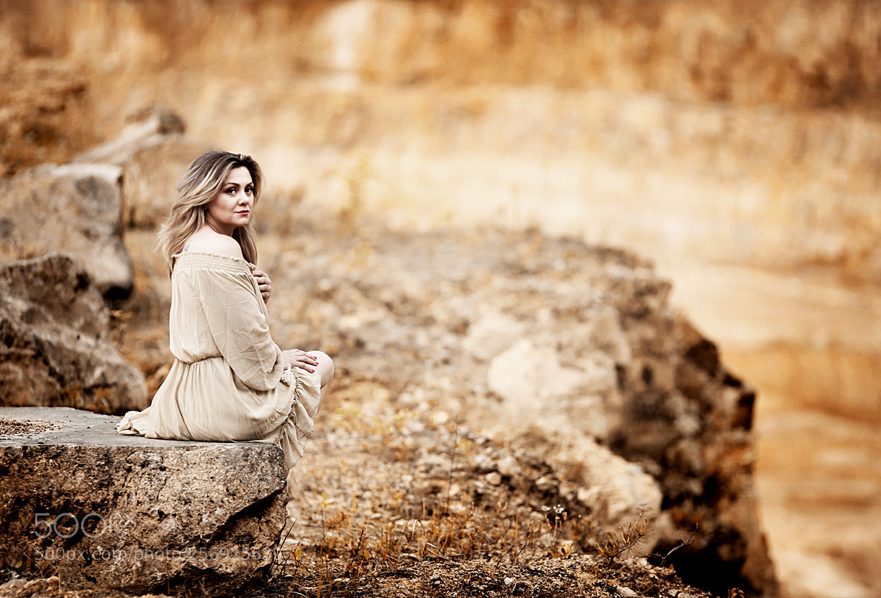 Canon EOS 5D Mark II sample photo. Alone... photography