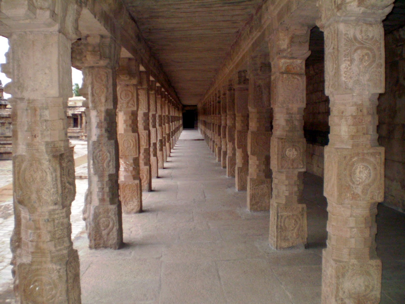 Olympus FE270,X815,C510 sample photo. Endless pillars photography