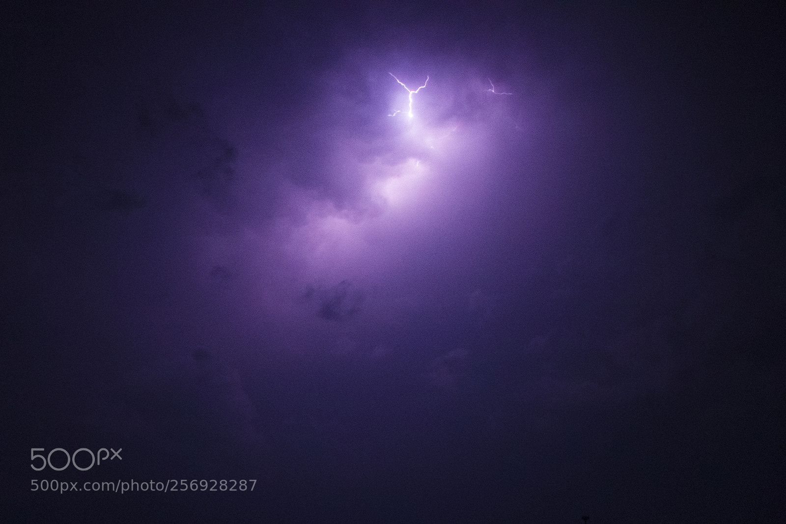 Canon EOS 80D sample photo. Lightning photography