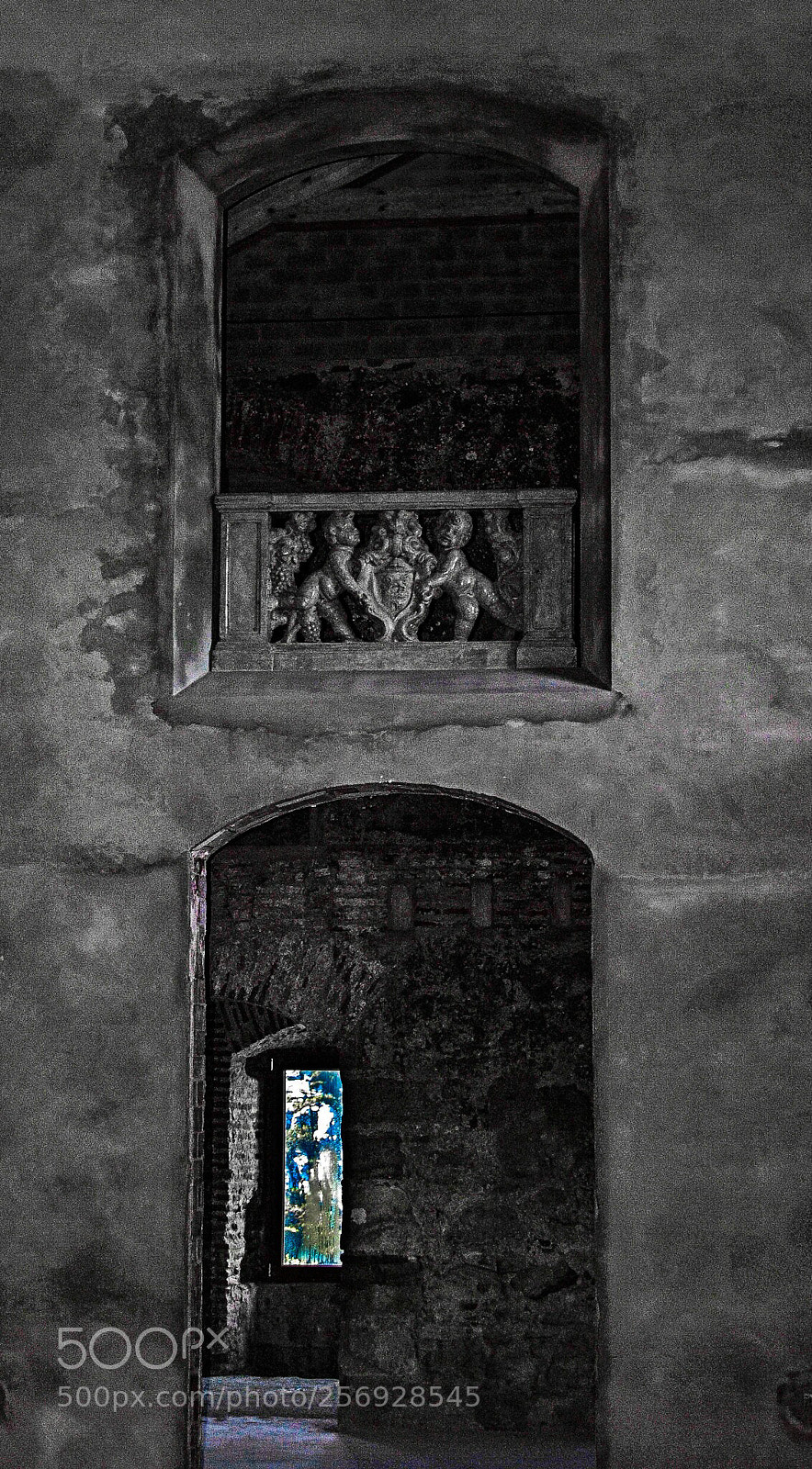 Nikon D3000 sample photo. Puertas photography