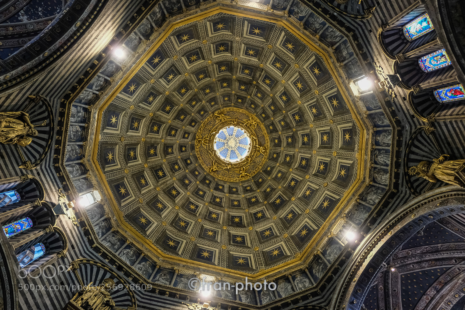 Fujifilm X-T20 sample photo. Impressive ceiling of siena's photography
