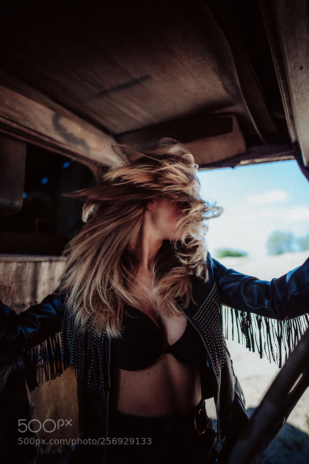 Canon EOS 5D Mark II sample photo. Movement photography