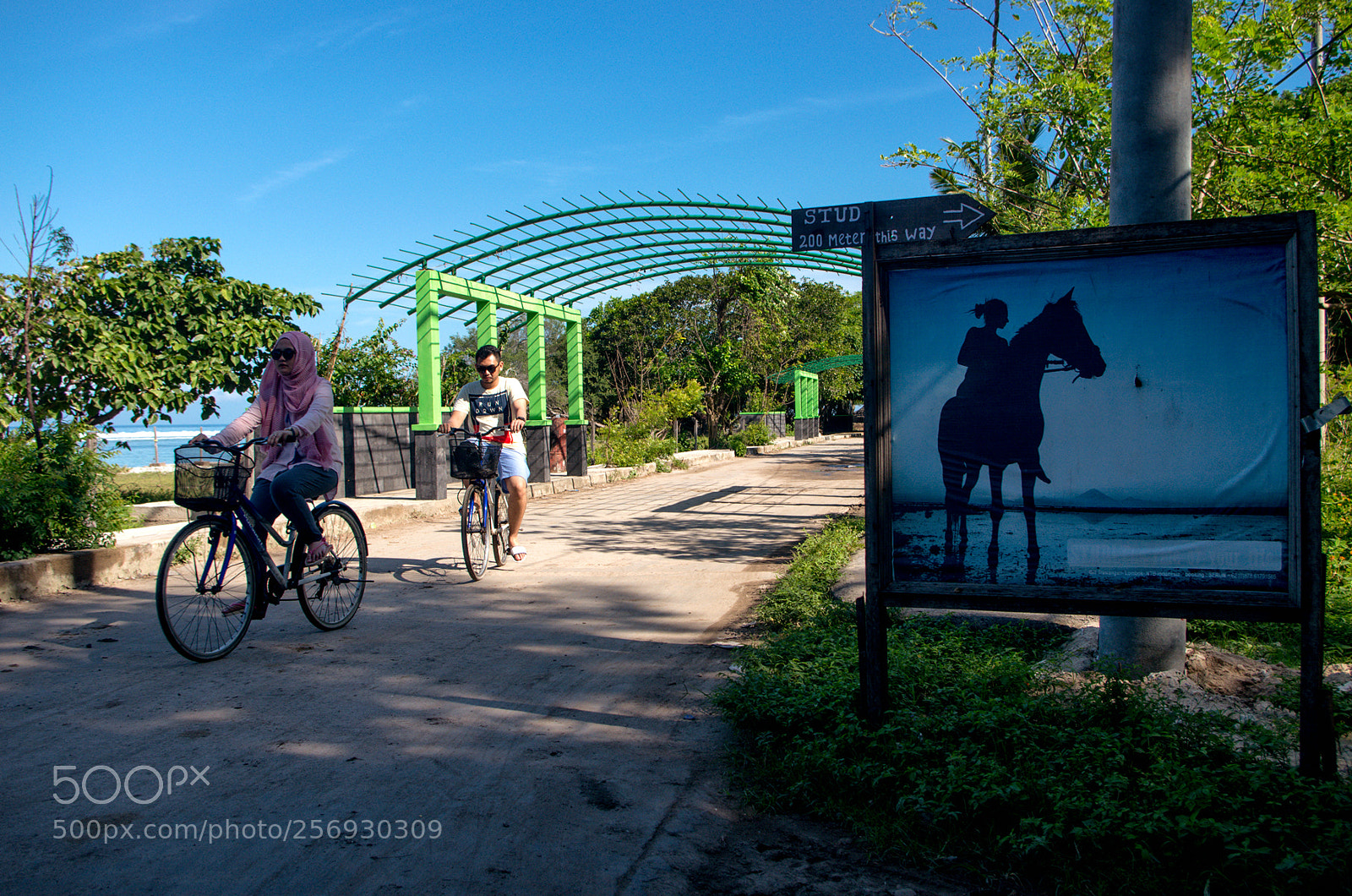 Pentax K-5 II sample photo. Riders photography