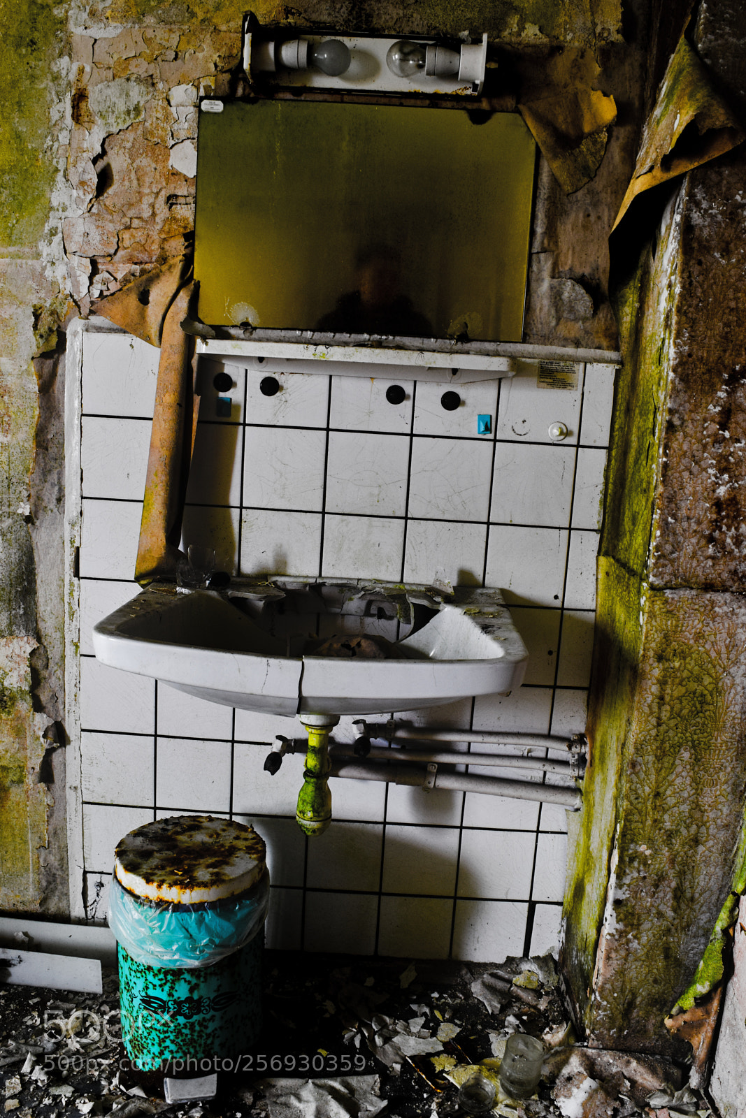 Nikon D3300 sample photo. Bathroom photography