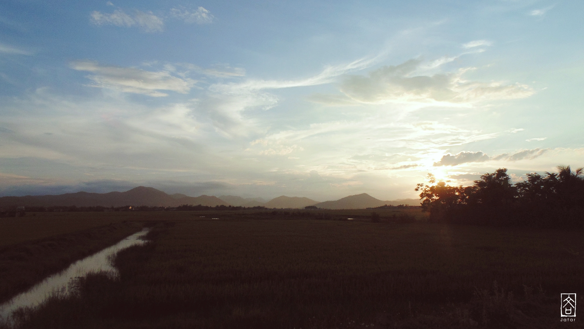 Sony Cyber-shot DSC-H200 sample photo. Sunset ja-02 photography