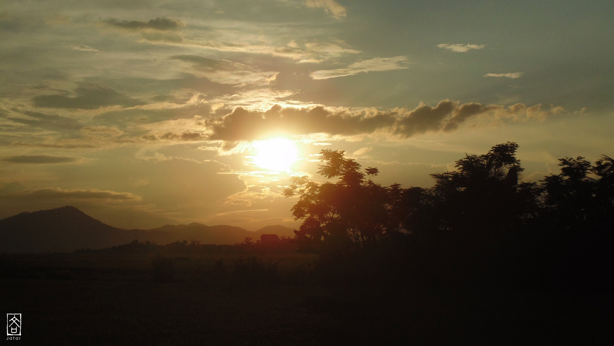 Sony Cyber-shot DSC-H200 sample photo. Sunset ja-01 photography