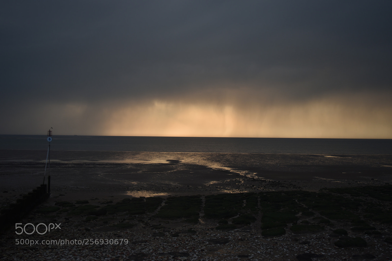Nikon D5500 sample photo. Hunstanton stormy skies photography