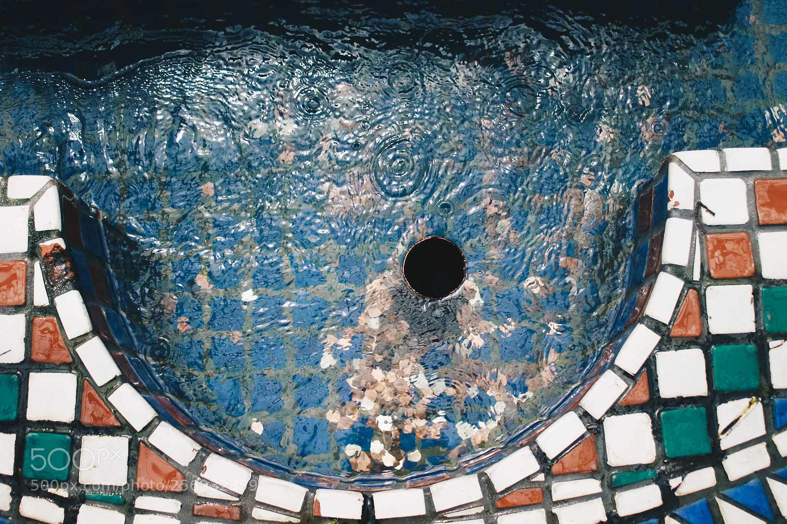 Canon EOS 1100D (EOS Rebel T3 / EOS Kiss X50) sample photo. Mosaic fountain of youth photography
