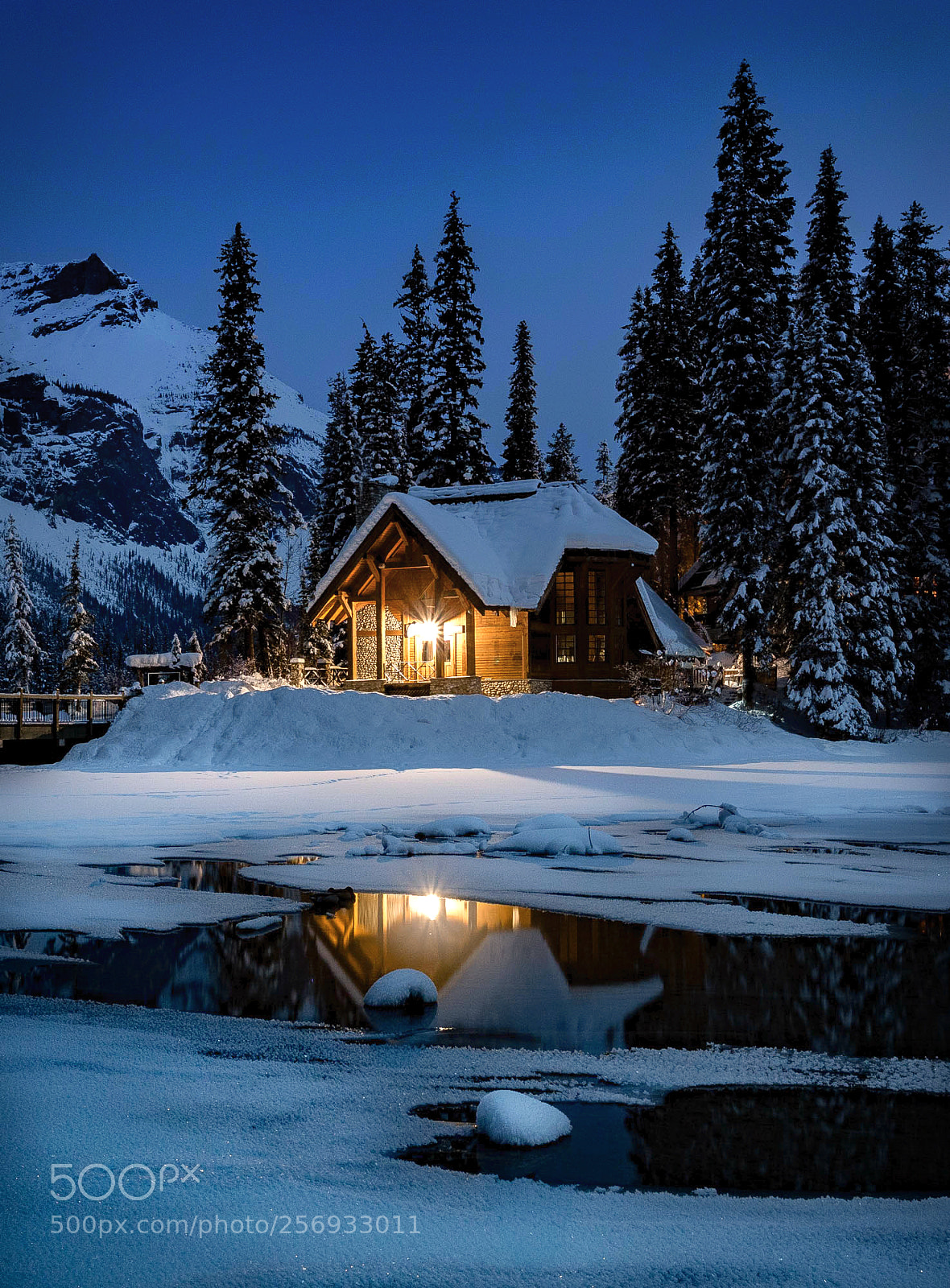 Canon EOS 6D sample photo. "cabin reflections" photography