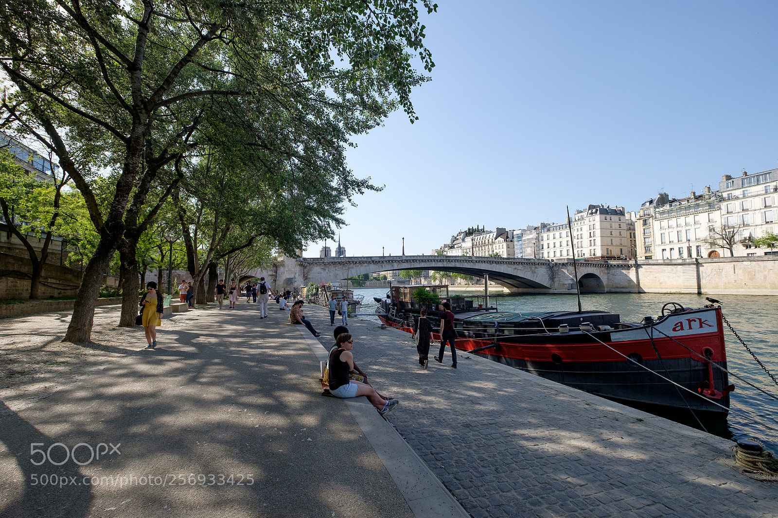 Fujifilm X-T1 sample photo. Sunny afternoon photography