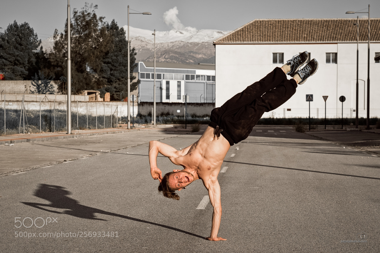 Canon EOS-1D X sample photo. Break dance photography