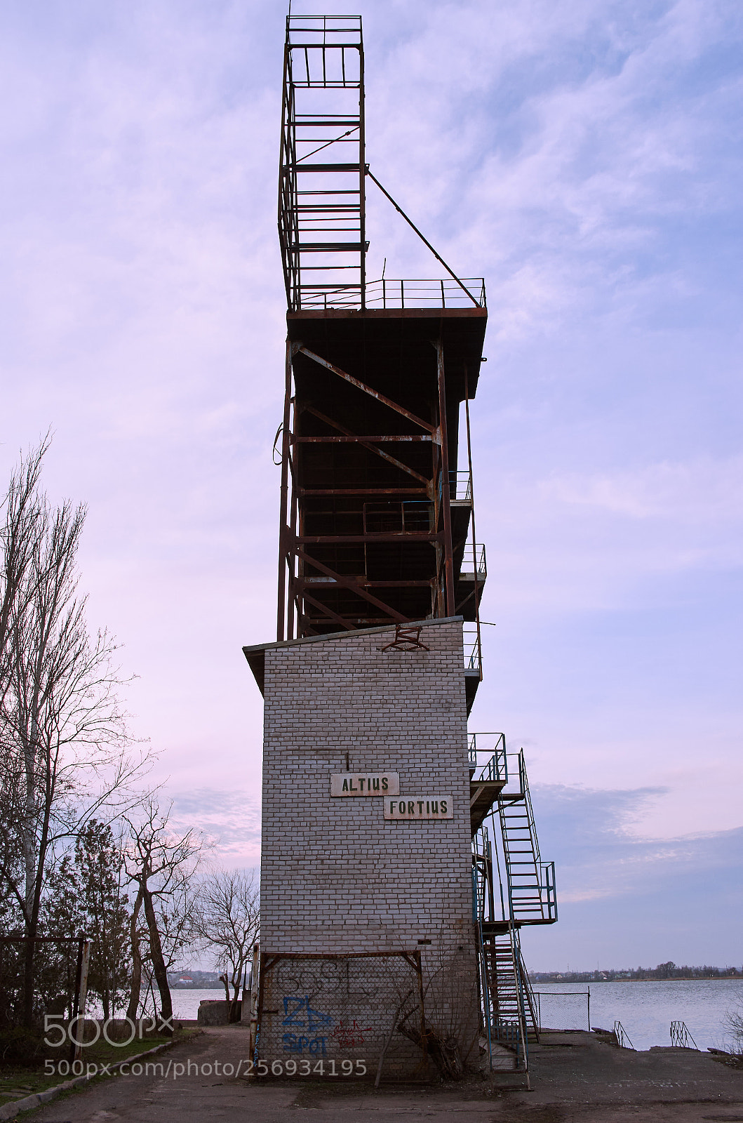 Pentax K-5 II sample photo. Altius fortius photography