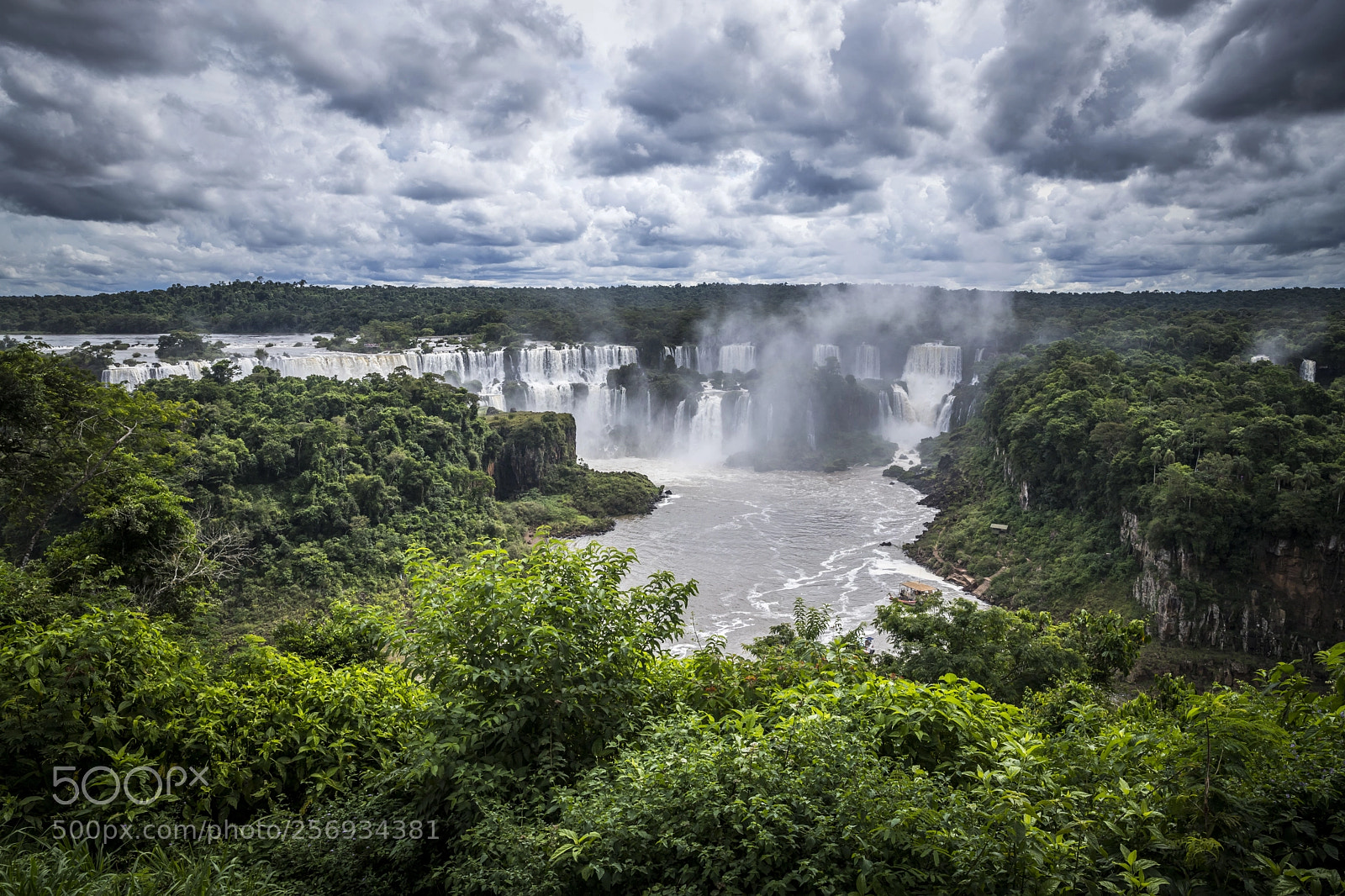 Canon EOS 6D Mark II sample photo. Iguazu waterfall photography