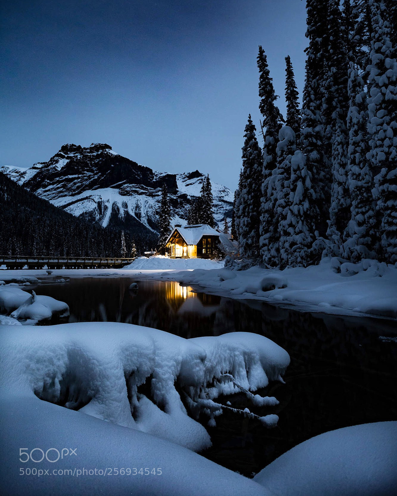 Canon EOS 6D sample photo. "cabin fever" photography