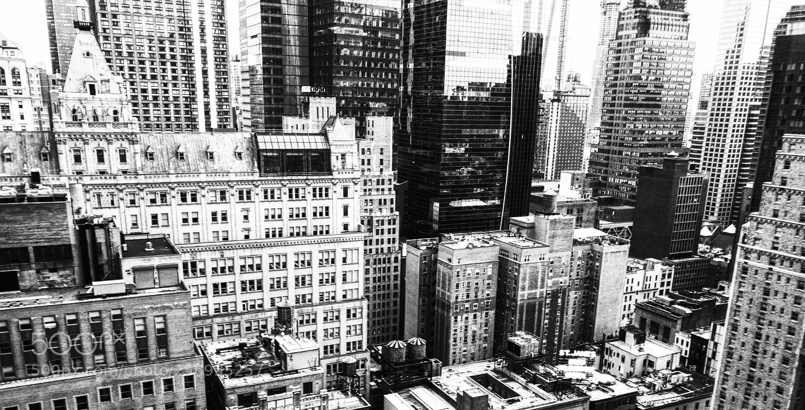Apple iPhone X sample photo. Bw midtown photography