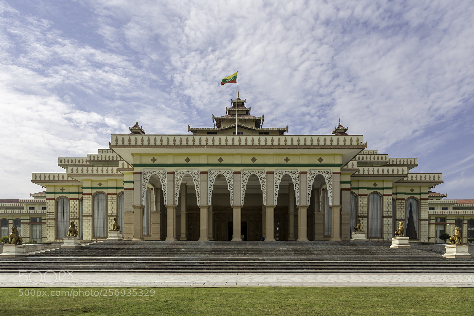 Canon EOS 6D sample photo. Naypyidaw parliament day photography