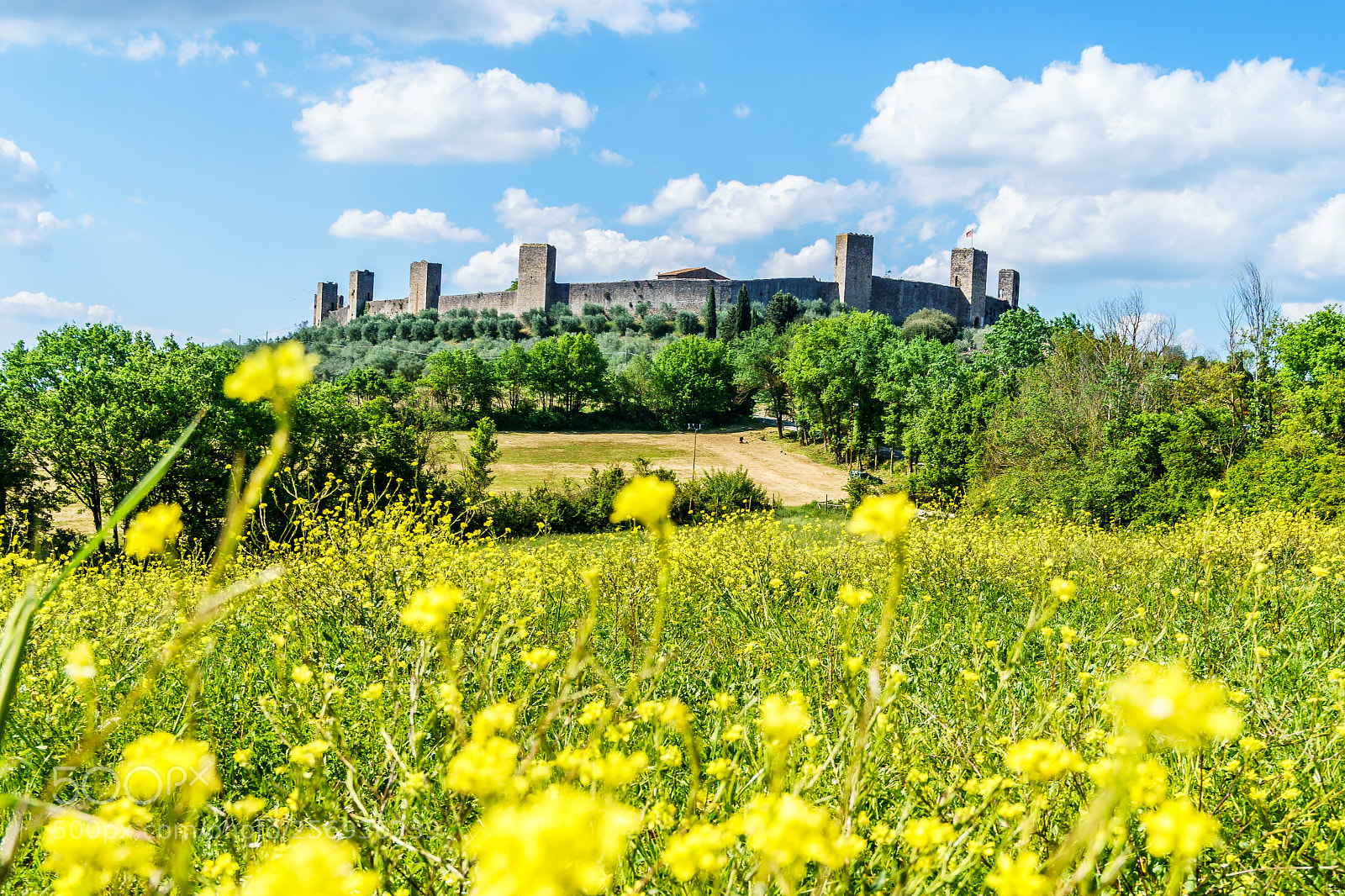 Sony ILCA-77M2 sample photo. Monteriggioni in spring photography