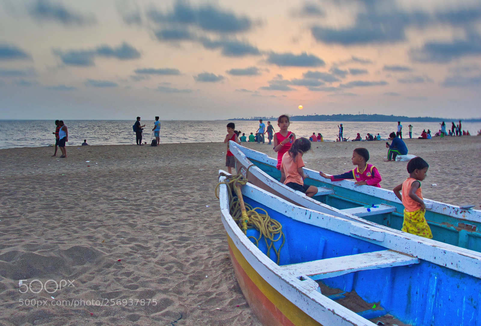 Nikon D5200 sample photo. Playing photography