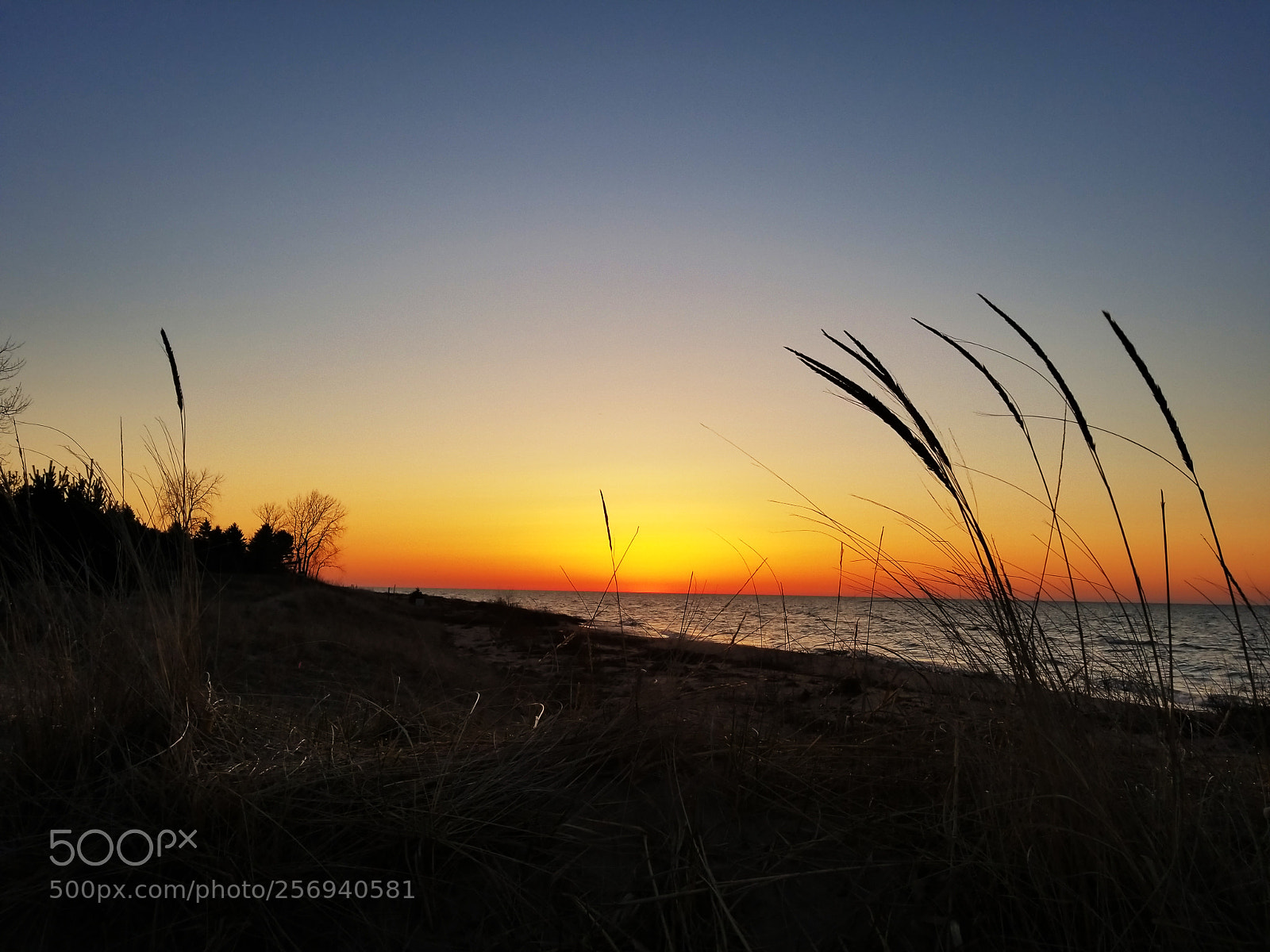 Samsung Galaxy S8 sample photo. Twilight photography