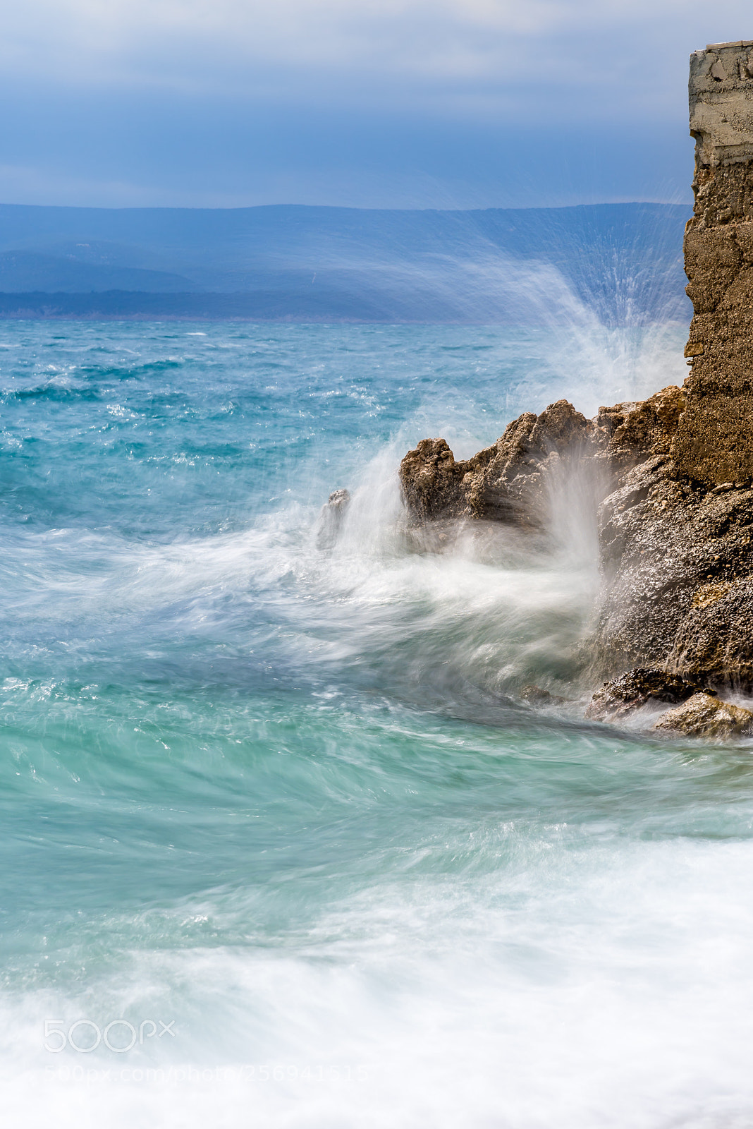 Nikon D750 sample photo. Shooting the spray photography
