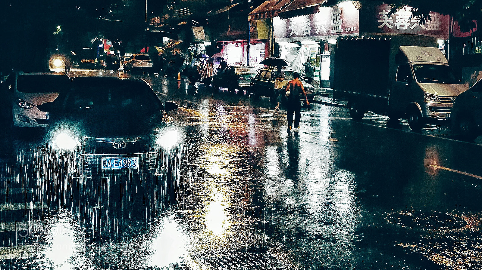 HUAWEI P10 sample photo. Summer rain photography
