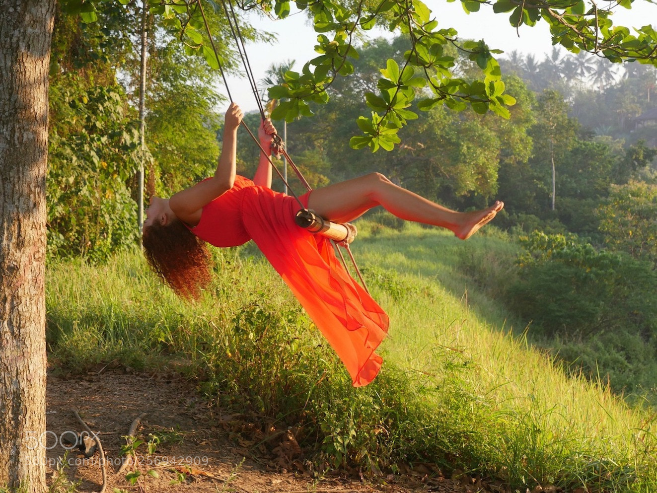 Panasonic Lumix DMC-GH4 sample photo. Lady in red 2 photography