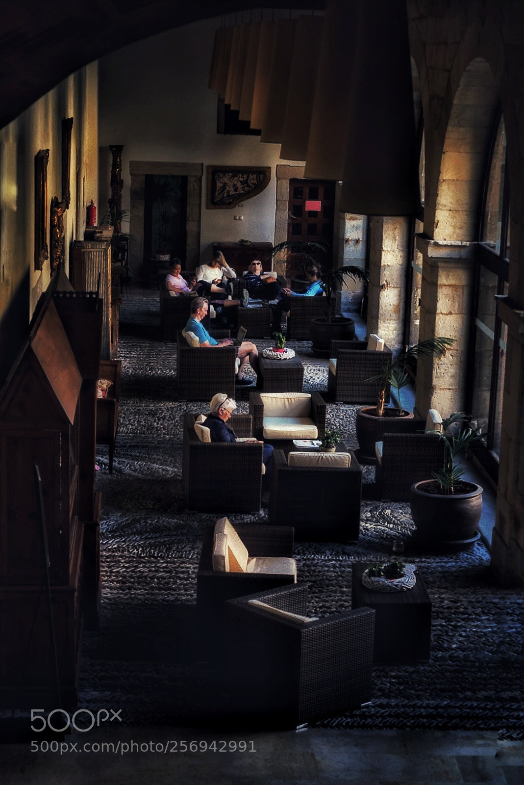 Sony SLT-A58 sample photo. Hora de lectura y photography