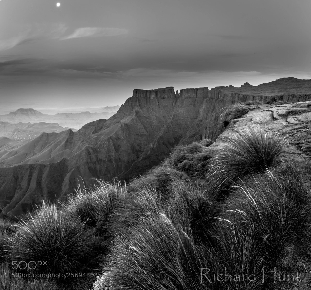 Canon EOS 6D sample photo. Drakensberg in b&w photography