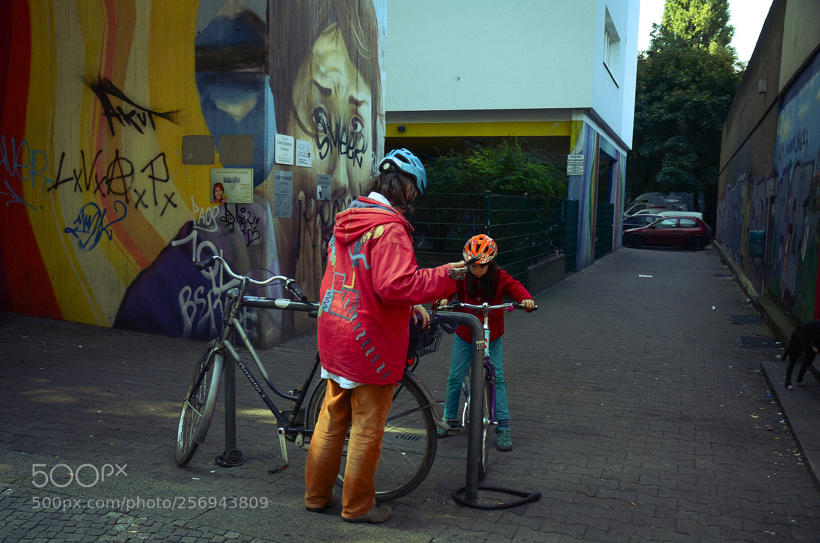 Nikon D7000 sample photo. Mom and bike photography