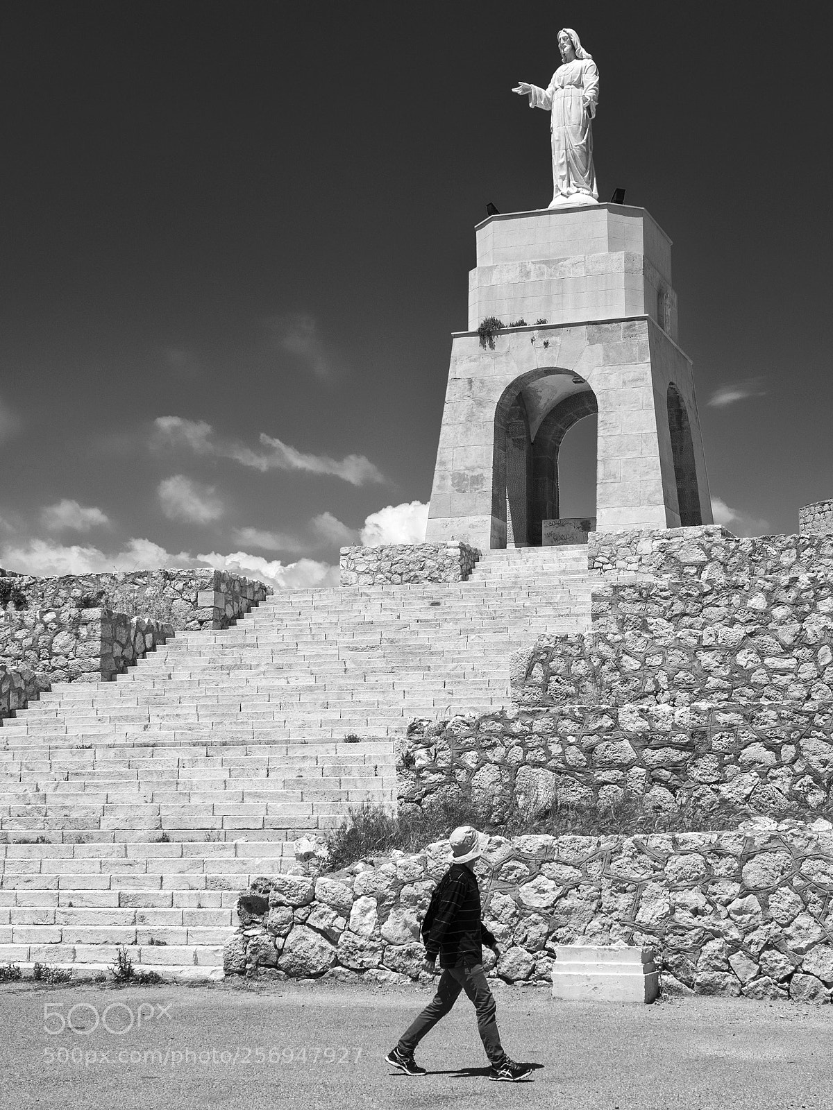 Olympus OM-D E-M1 sample photo. Cerro de san cristobal photography