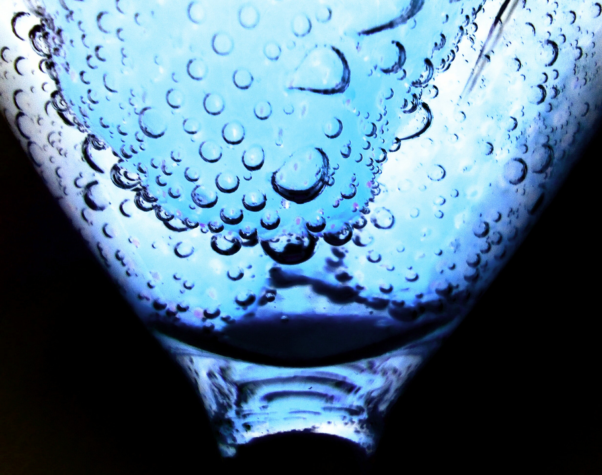 Sony Cyber-shot DSC-W610 sample photo. Blue bubbles photography