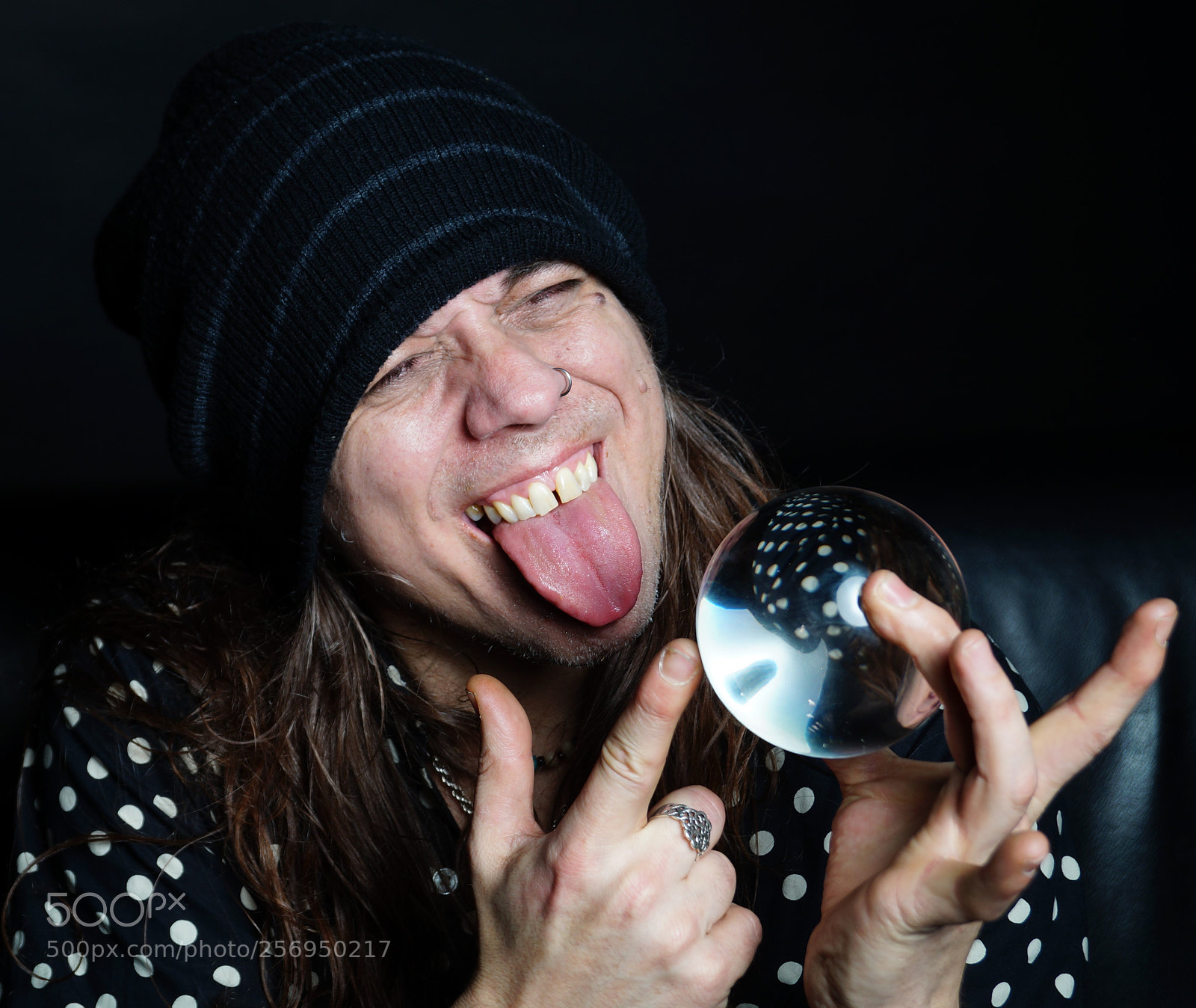 Sony SLT-A58 sample photo. Crystal ball () photography