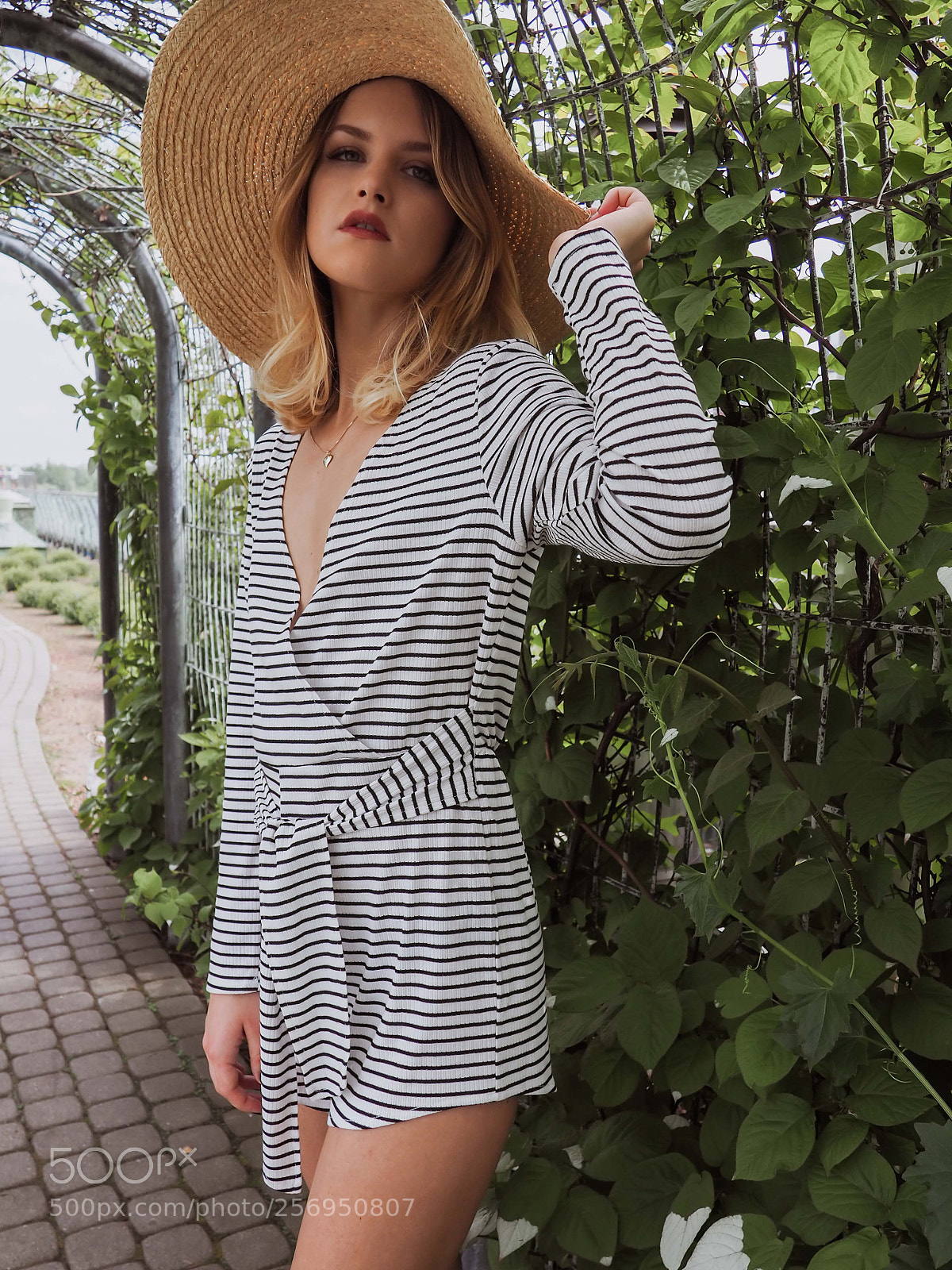 Olympus OM-D E-M10 III sample photo. Martyna photography