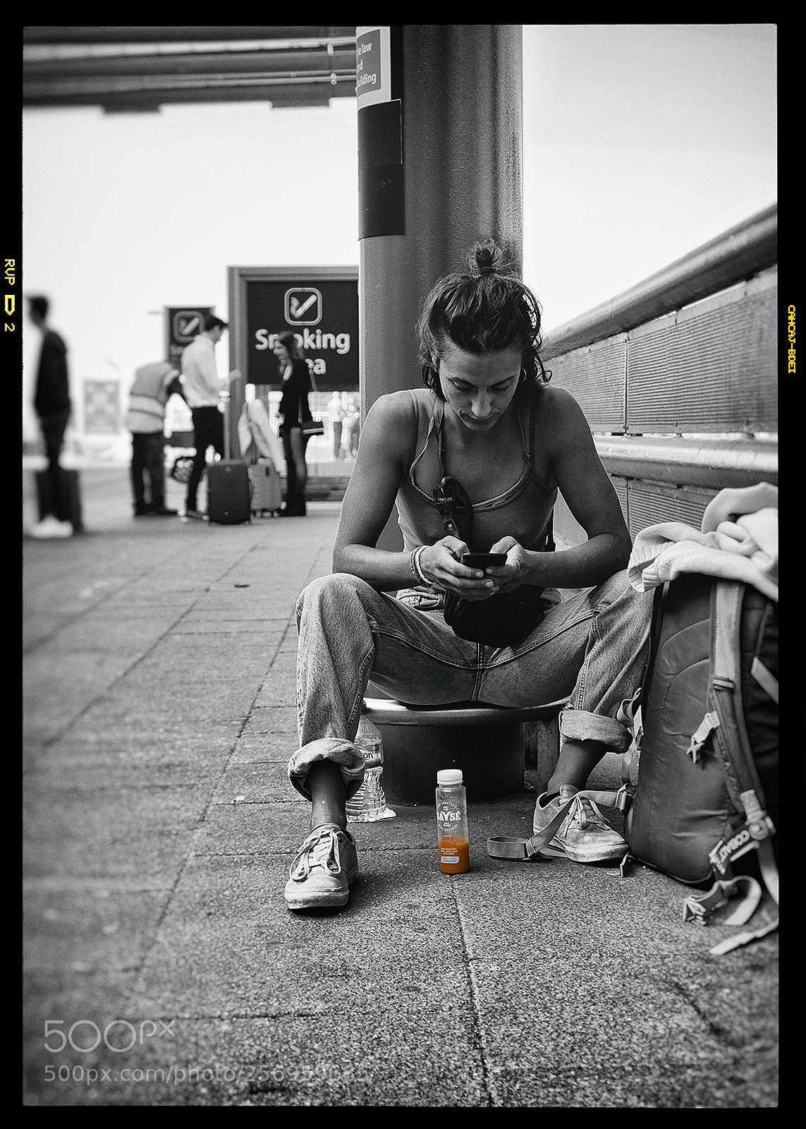 Fujifilm X-T2 sample photo. Waiting on a plane photography