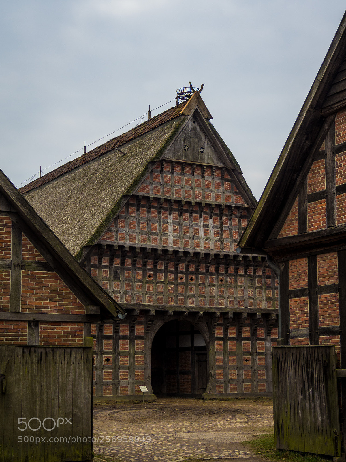 Olympus OM-D E-M10 sample photo. Old farm photography