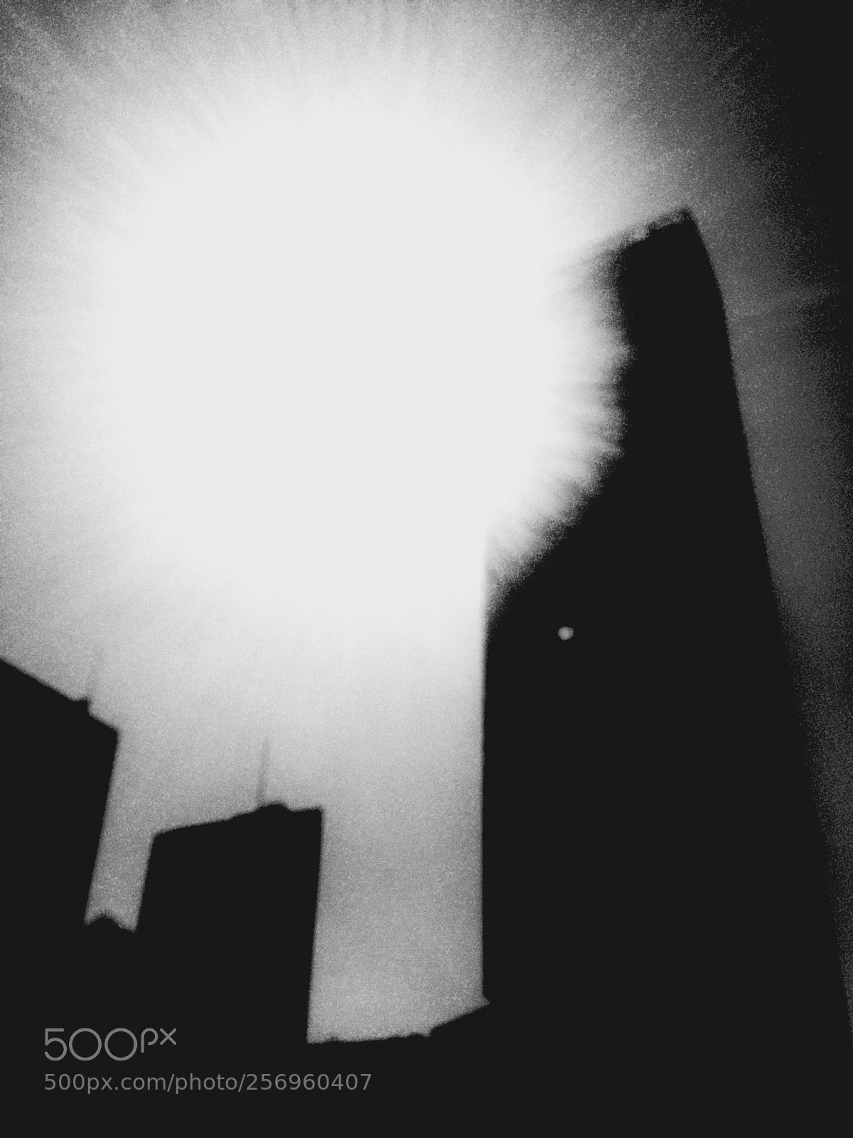Apple iPhone 5 sample photo. Grzybowski square photography