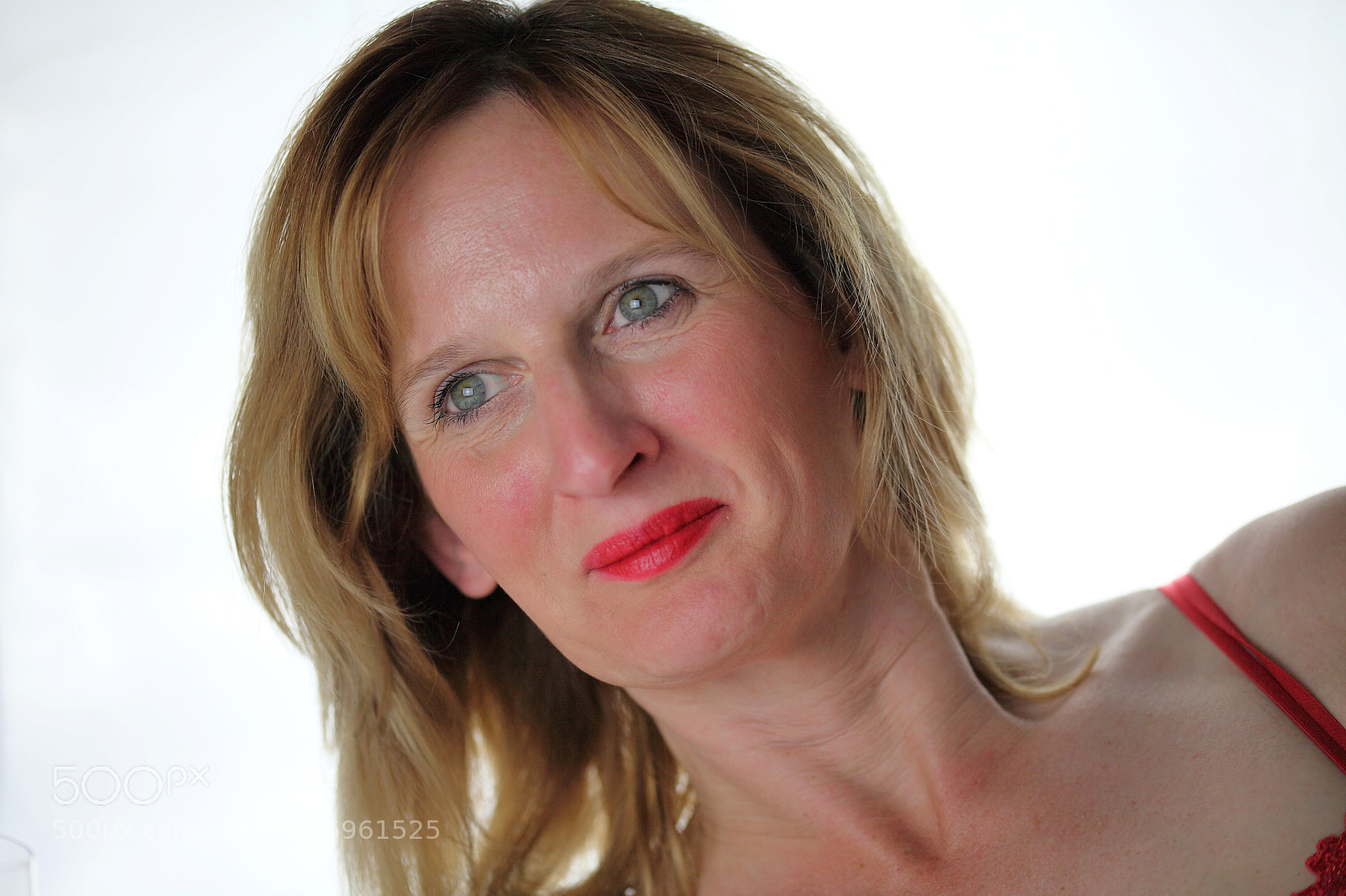 Canon EOS 5D Mark II sample photo. Beautiful smile photography