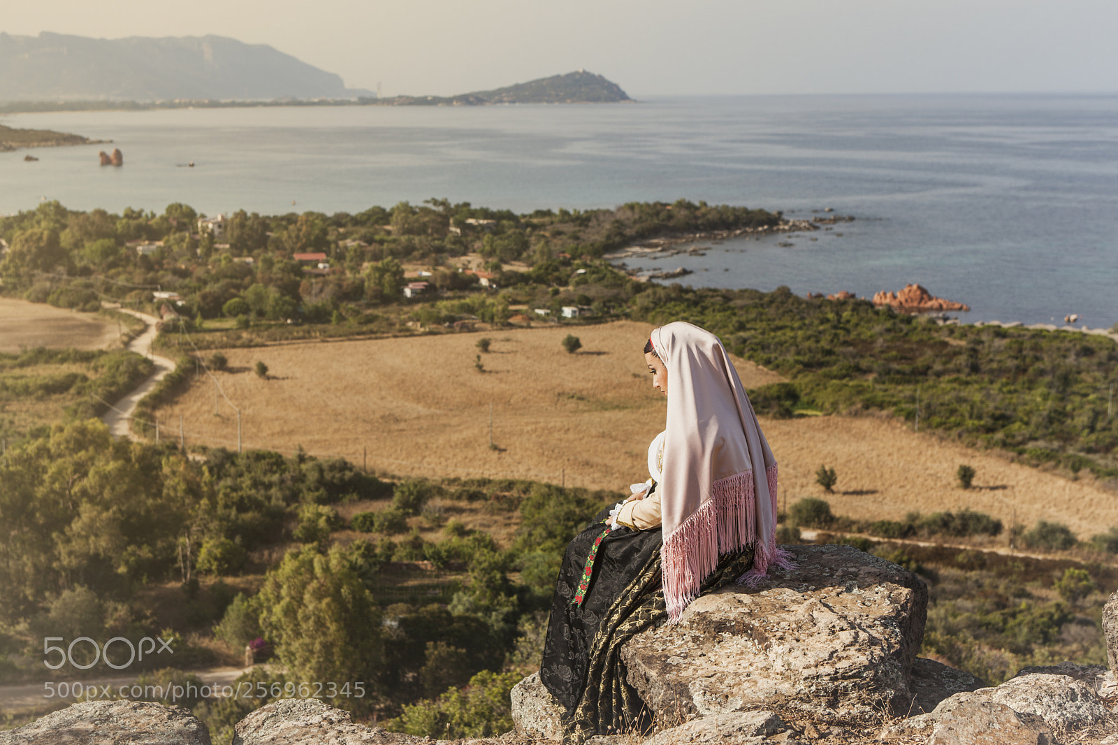 Canon EOS 5D Mark II sample photo. Girl in sardinian dress photography