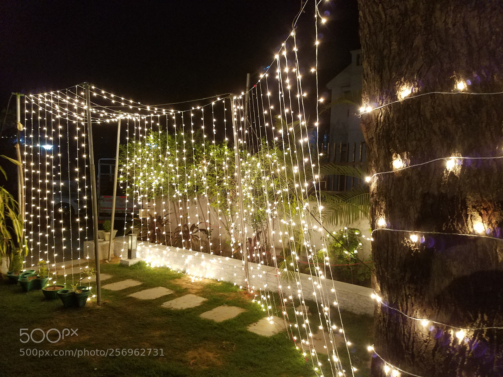 Samsung Galaxy S7 Edge sample photo. Lights decorated photography