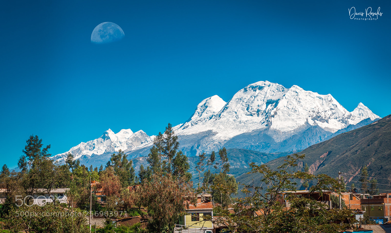 Nikon D7200 sample photo. Huascaran moon photography