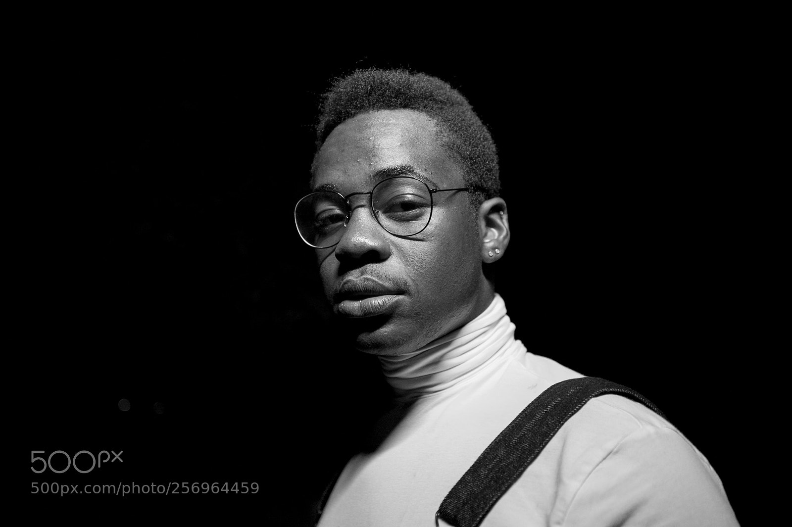 Nikon D3 sample photo. Simple b&w portrait photography