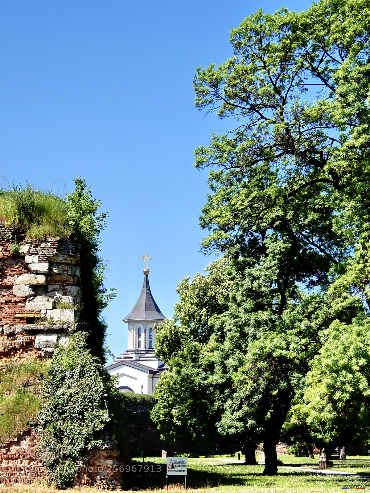 Nikon Coolpix A900 sample photo. Oradea photography