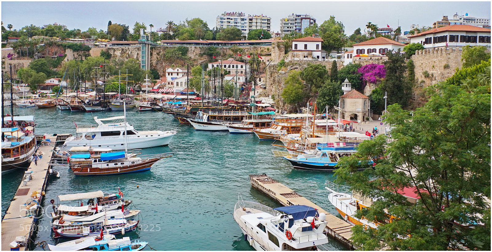 Sony Alpha a5000 (ILCE 5000) sample photo. Antalya yat limanı photography