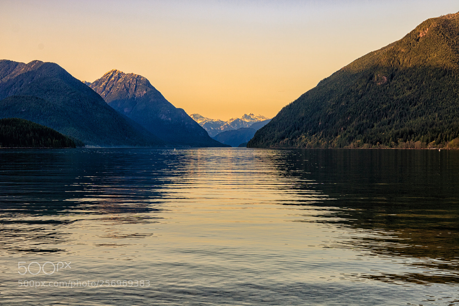 Canon EOS 750D (EOS Rebel T6i / EOS Kiss X8i) sample photo. Alouette lake photography