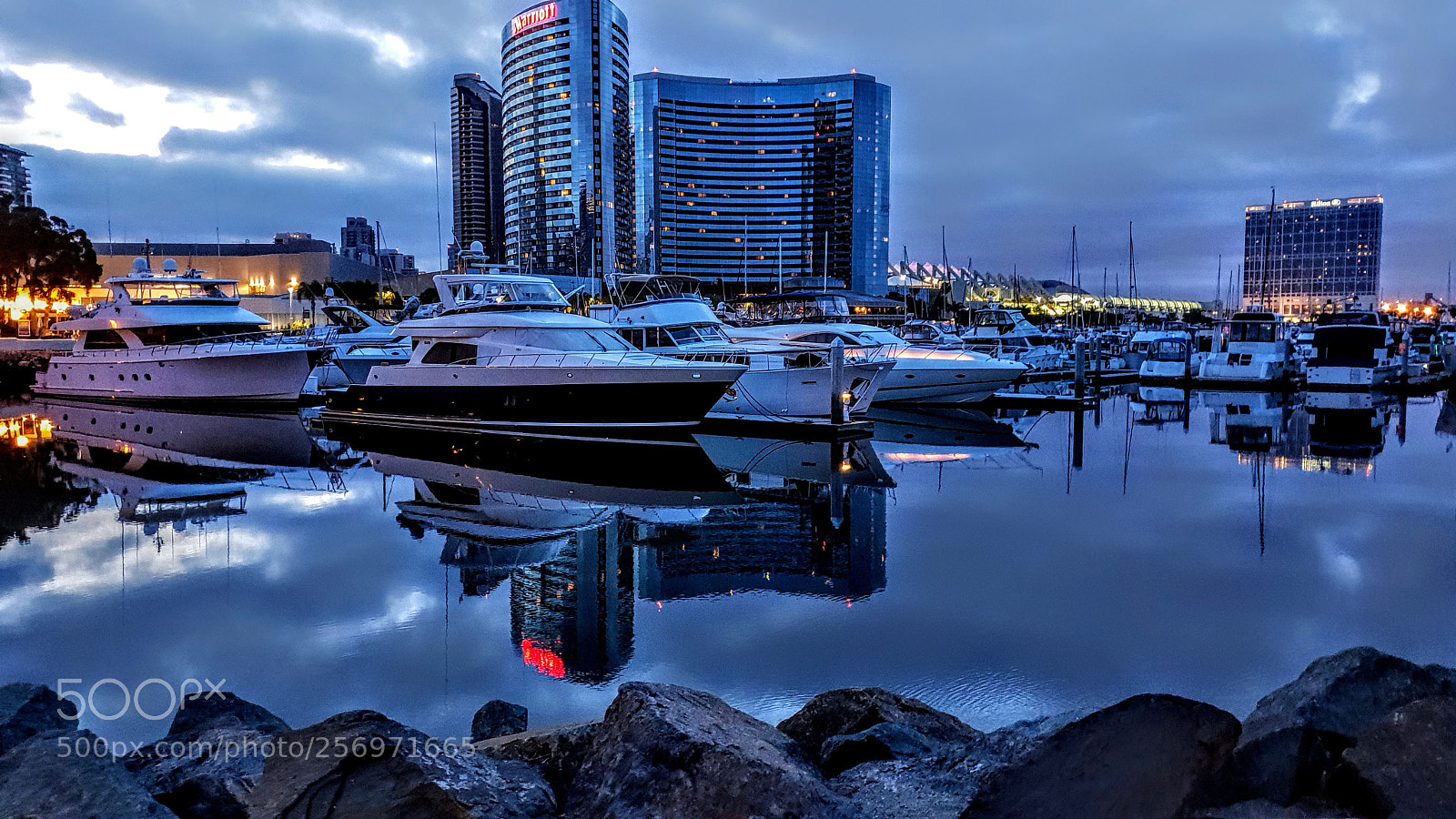 Samsung Galaxy S9+ sample photo. Morning in san diego photography
