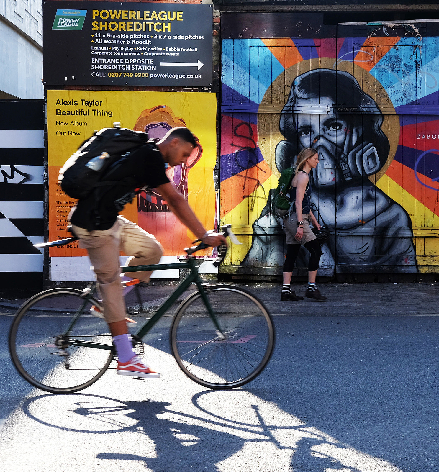 Fujifilm X-T1 sample photo. Shoreditch photography