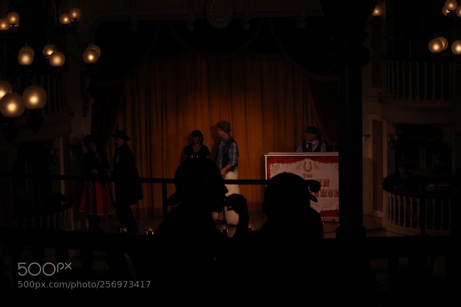 Canon EOS 600D (Rebel EOS T3i / EOS Kiss X5) sample photo. Lovers in the shadow photography